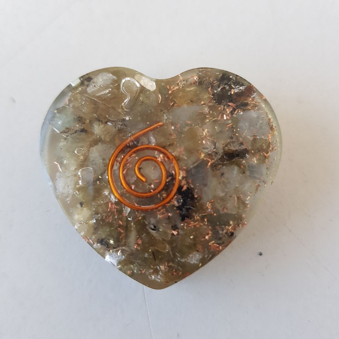 Orgonite Heart - Labradorite - SM Orgonite Heart - Labradorite - SM